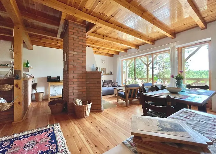 Anika Dom W Lesie Nad Jeziorem Slupinko *