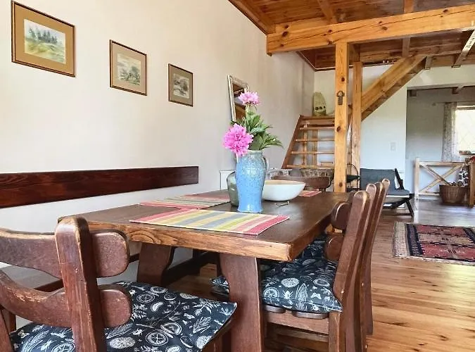 Anika Dom W Lesie Nad Jeziorem Slupinko Semesterbostad Dziemiany