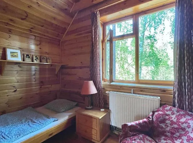 Semesterbostad Anika Dom W Lesie Nad Jeziorem Slupinko Dziemiany