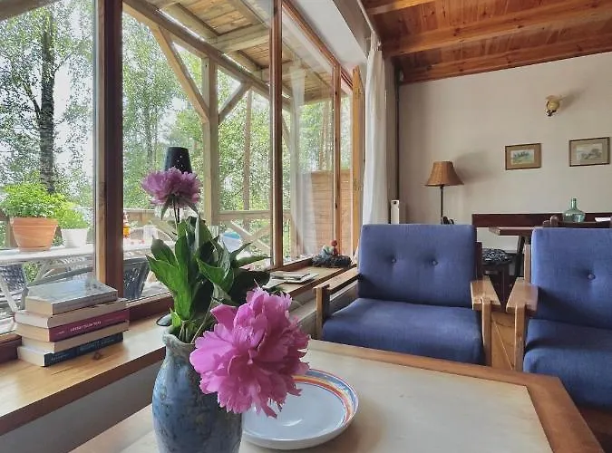 Semesterbostad Anika Dom W Lesie Nad Jeziorem Slupinko Dziemiany