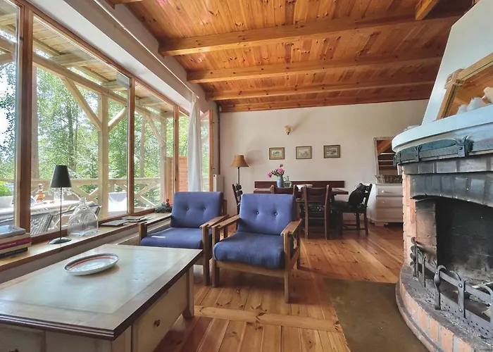 Anika Dom W Lesie Nad Jeziorem Slupinko Semesterbostad *